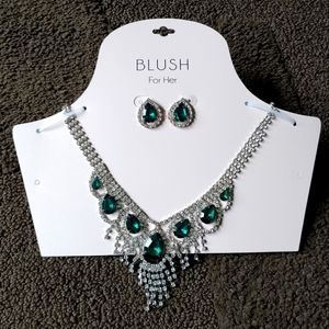 Beautiful Simulated Diamonds &.Emeralds Set